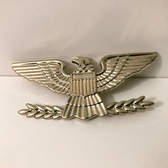 Eagle Bird 2.75 Inch Long Colonel Rank Insignia Pin Back Unmarked - Picture 1 of 9